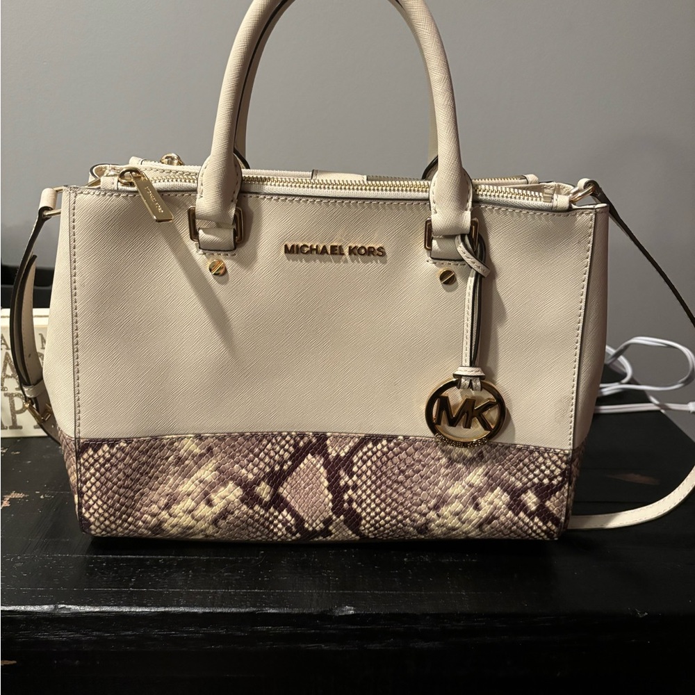 Michael Kors snake skin purse in cream